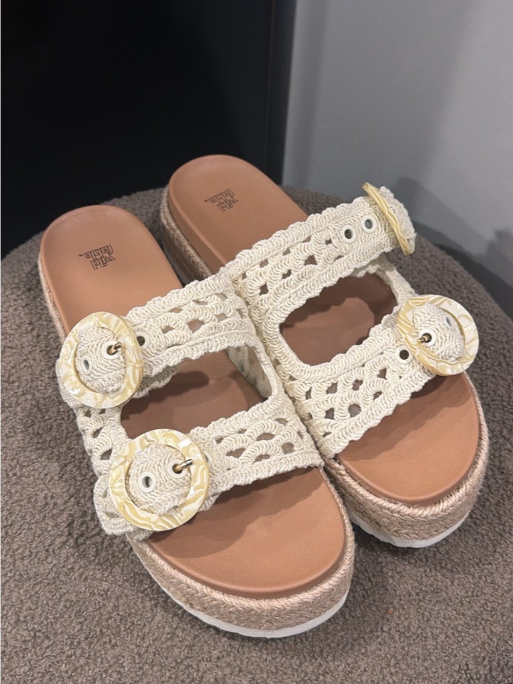 Women’s Plate Form Sandals